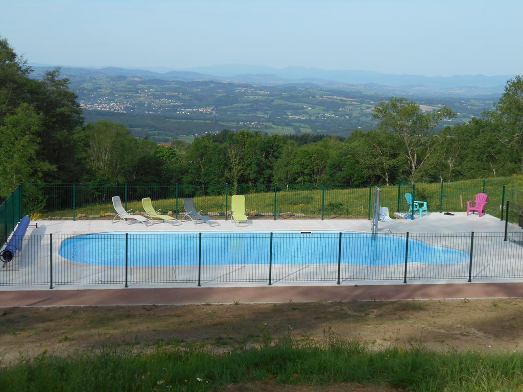 Camping Le Montbartoux Vollore-Ville Exterior foto