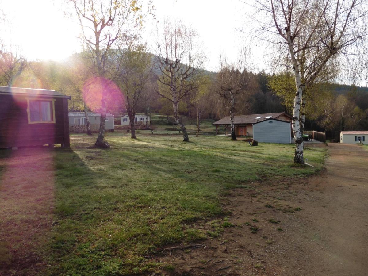 Camping Le Montbartoux Vollore-Ville Exterior foto